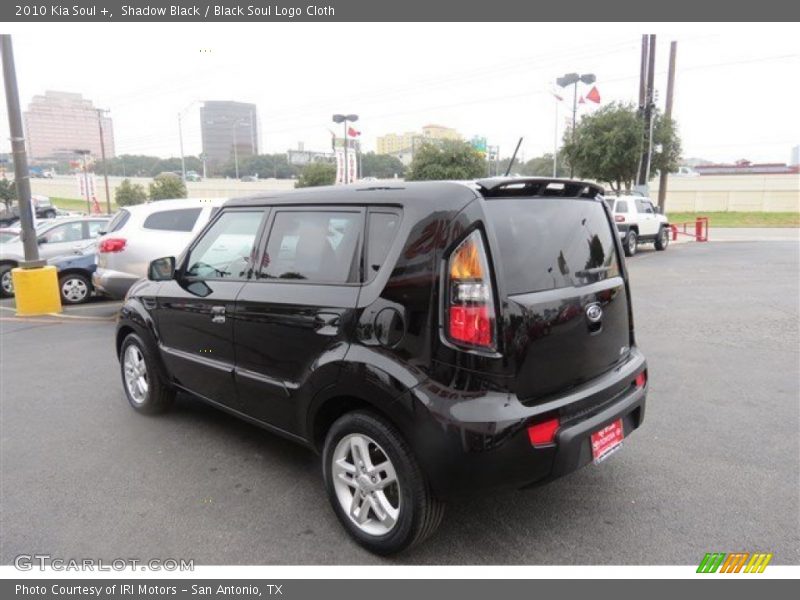 Shadow Black / Black Soul Logo Cloth 2010 Kia Soul +