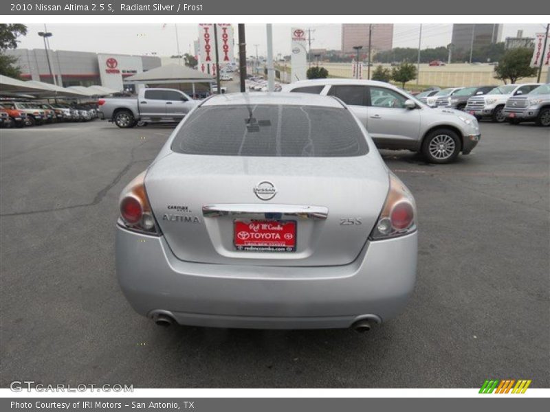 Radiant Silver / Frost 2010 Nissan Altima 2.5 S