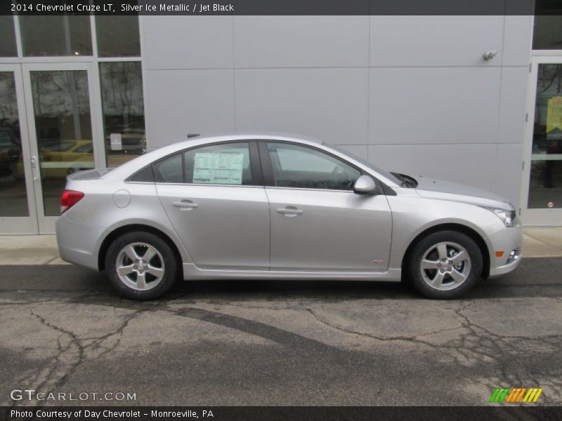 Silver Ice Metallic / Jet Black 2014 Chevrolet Cruze LT