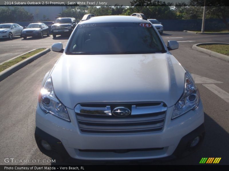 Satin White Pearl / Ivory 2014 Subaru Outback 2.5i Premium