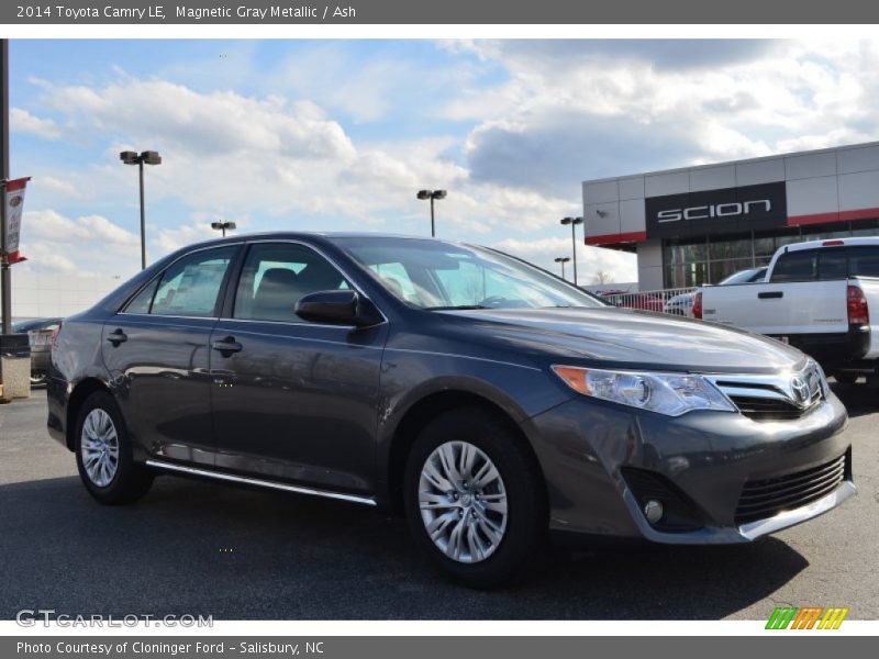 Magnetic Gray Metallic / Ash 2014 Toyota Camry LE