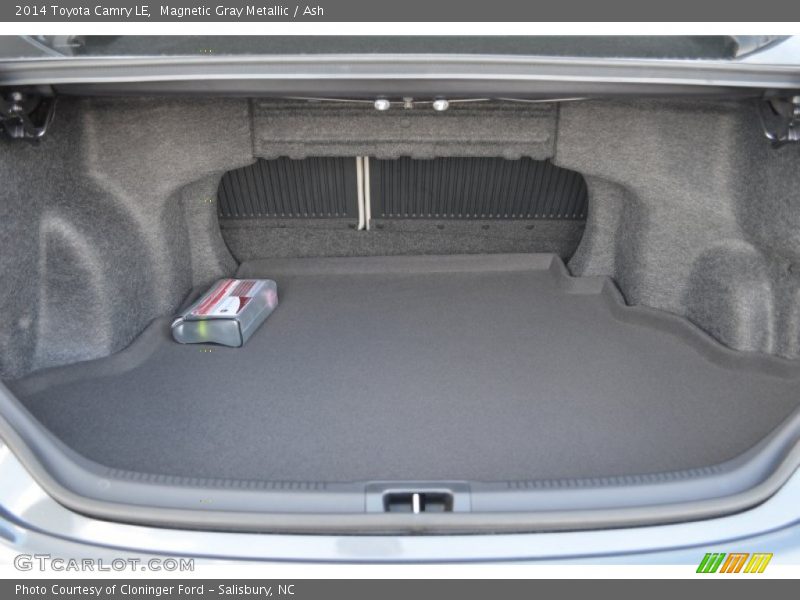 Magnetic Gray Metallic / Ash 2014 Toyota Camry LE