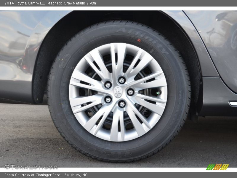 Magnetic Gray Metallic / Ash 2014 Toyota Camry LE