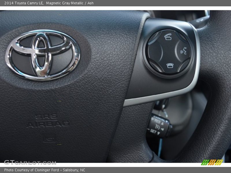 Magnetic Gray Metallic / Ash 2014 Toyota Camry LE