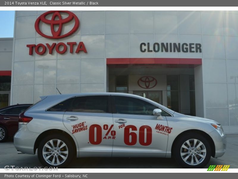 Classic Silver Metallic / Black 2014 Toyota Venza XLE