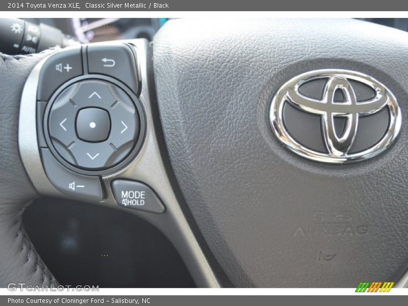 Classic Silver Metallic / Black 2014 Toyota Venza XLE