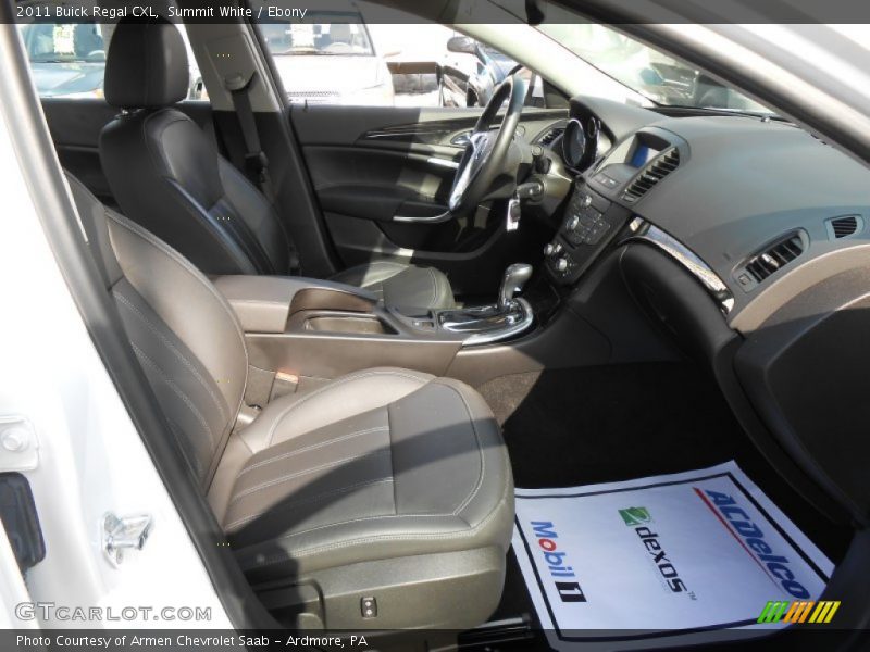 Summit White / Ebony 2011 Buick Regal CXL