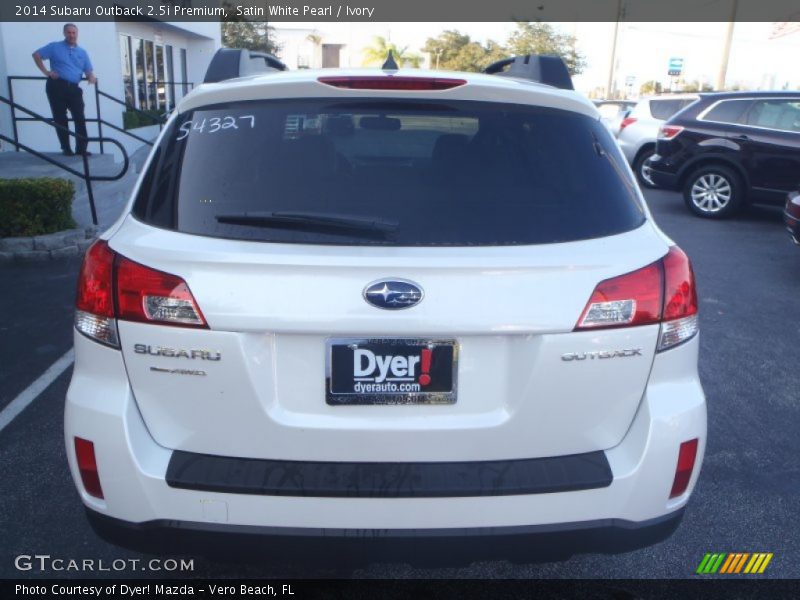 Satin White Pearl / Ivory 2014 Subaru Outback 2.5i Premium