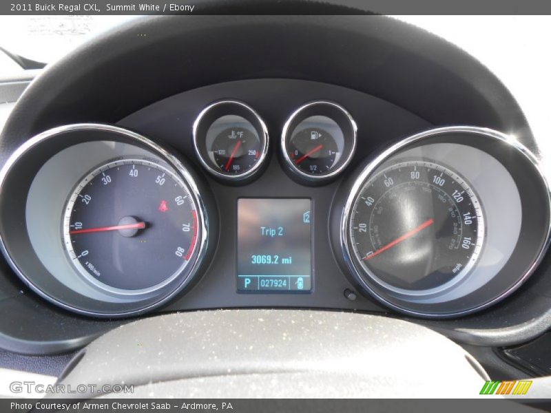 Summit White / Ebony 2011 Buick Regal CXL