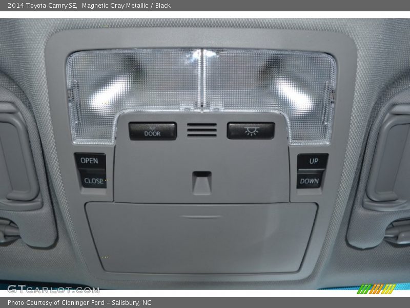 Magnetic Gray Metallic / Black 2014 Toyota Camry SE