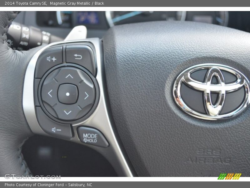 Magnetic Gray Metallic / Black 2014 Toyota Camry SE