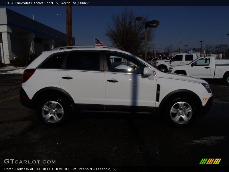 Arctic Ice / Black 2014 Chevrolet Captiva Sport LS