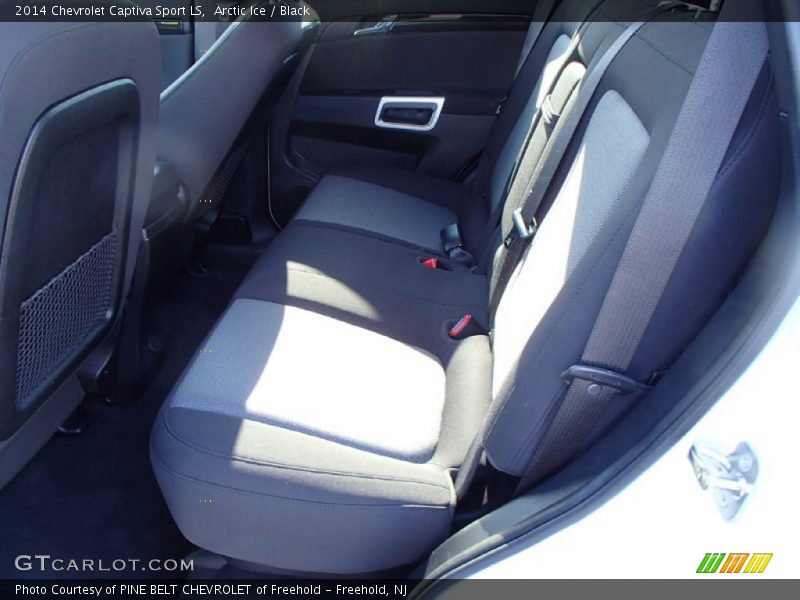 Arctic Ice / Black 2014 Chevrolet Captiva Sport LS