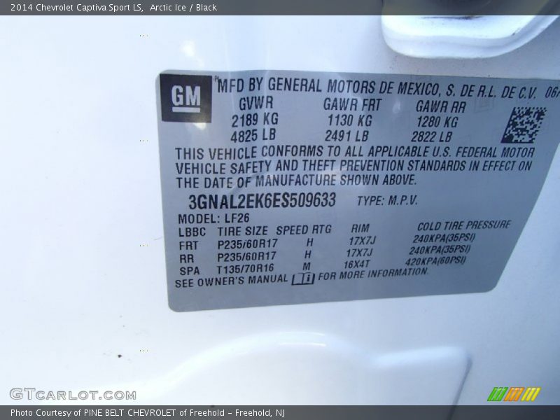 Arctic Ice / Black 2014 Chevrolet Captiva Sport LS