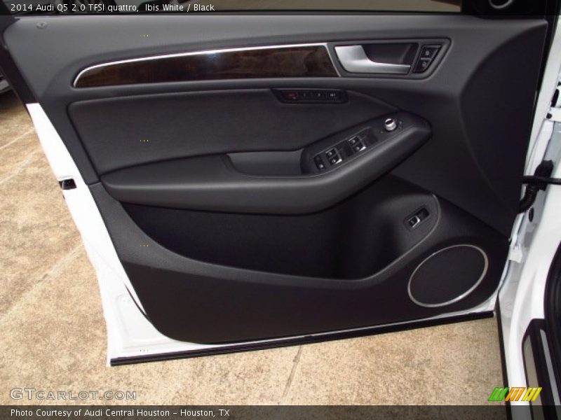 Ibis White / Black 2014 Audi Q5 2.0 TFSI quattro