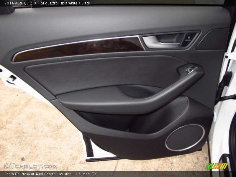 Ibis White / Black 2014 Audi Q5 2.0 TFSI quattro