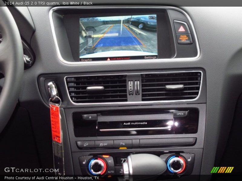 Ibis White / Black 2014 Audi Q5 2.0 TFSI quattro