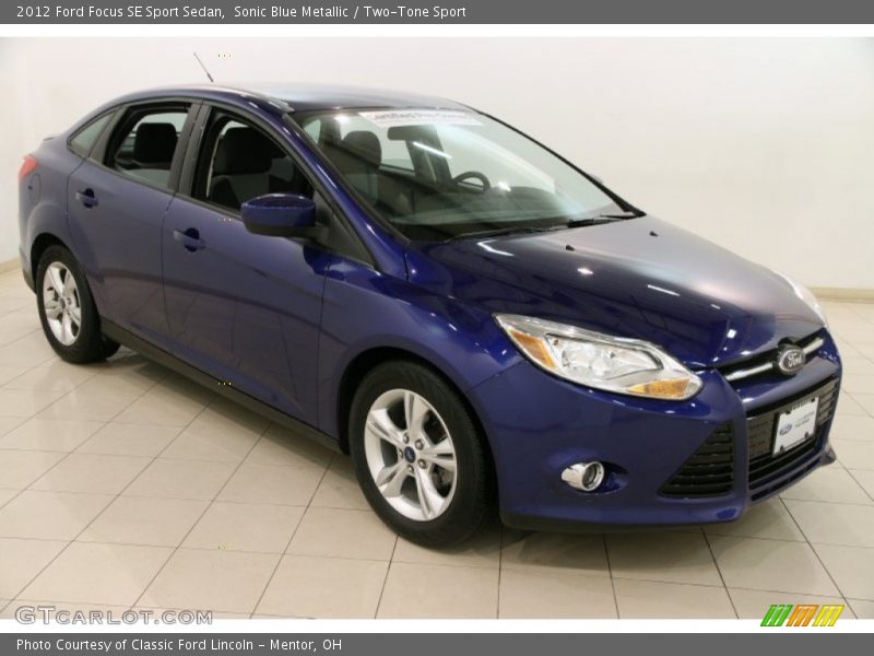 Sonic Blue Metallic / Two-Tone Sport 2012 Ford Focus SE Sport Sedan