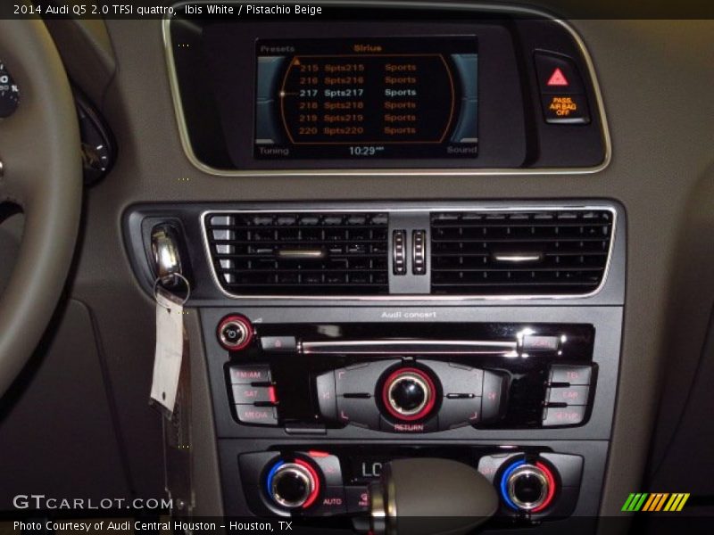 Ibis White / Pistachio Beige 2014 Audi Q5 2.0 TFSI quattro
