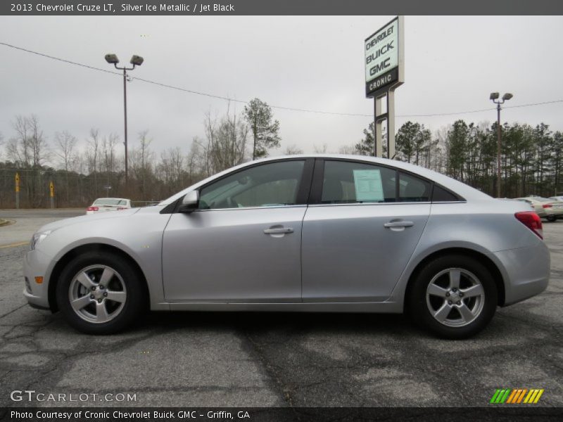 Silver Ice Metallic / Jet Black 2013 Chevrolet Cruze LT