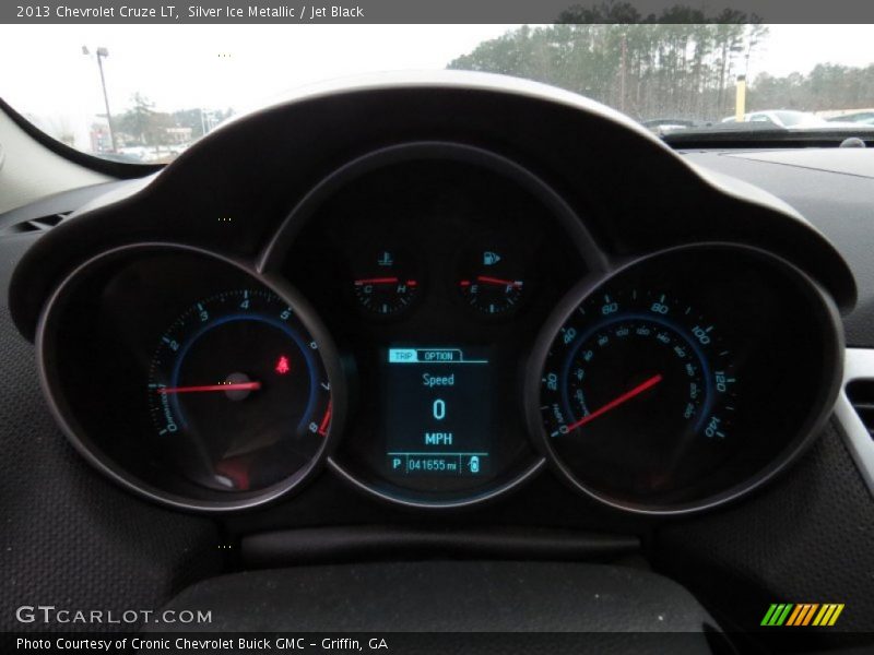 Silver Ice Metallic / Jet Black 2013 Chevrolet Cruze LT