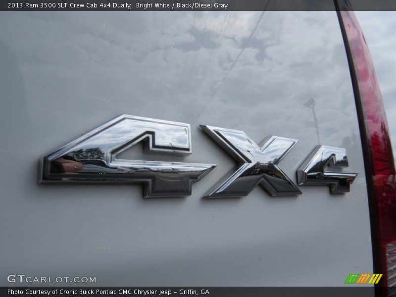 Bright White / Black/Diesel Gray 2013 Ram 3500 SLT Crew Cab 4x4 Dually
