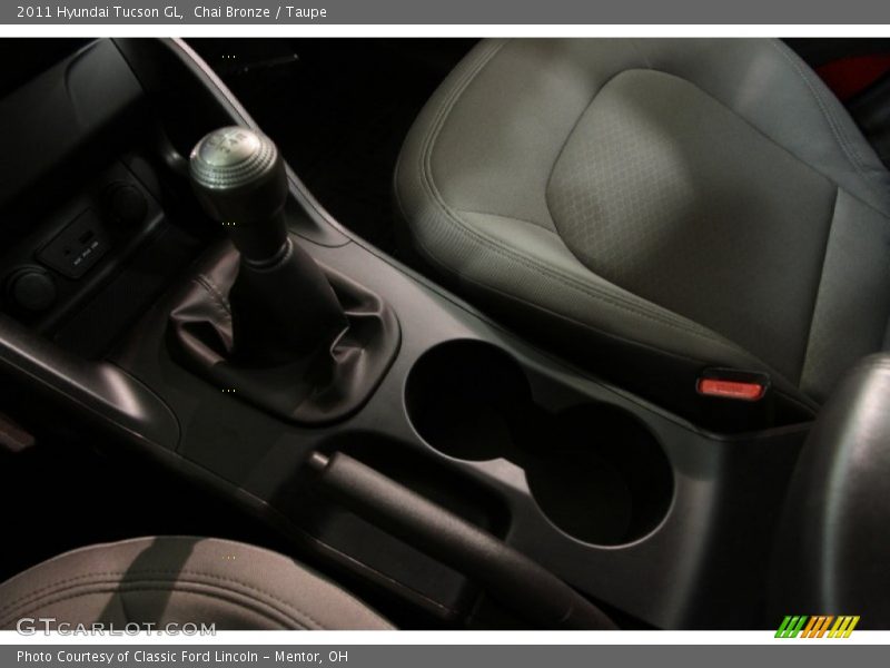 Chai Bronze / Taupe 2011 Hyundai Tucson GL