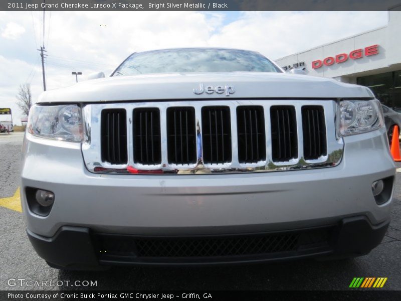 Bright Silver Metallic / Black 2011 Jeep Grand Cherokee Laredo X Package