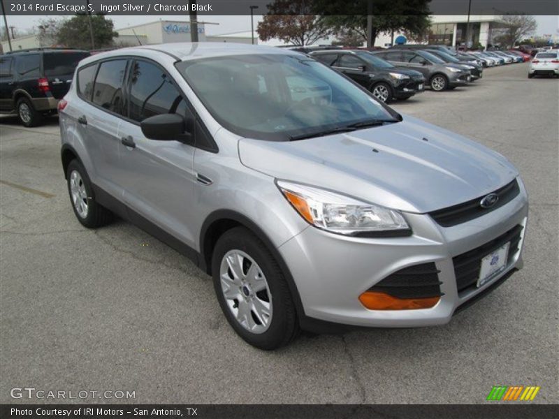 Ingot Silver / Charcoal Black 2014 Ford Escape S