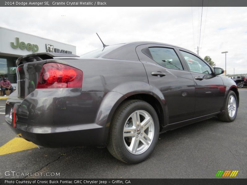 Granite Crystal Metallic / Black 2014 Dodge Avenger SE