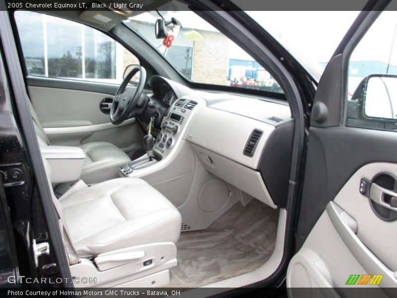 Black / Light Gray 2005 Chevrolet Equinox LT