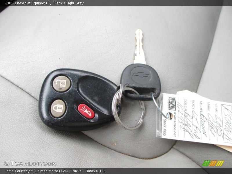 Black / Light Gray 2005 Chevrolet Equinox LT