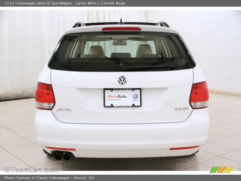 Candy White / Cornsilk Beige 2010 Volkswagen Jetta SE SportWagen