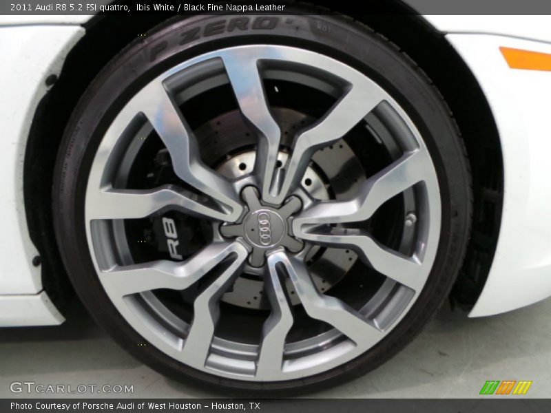 Ibis White / Black Fine Nappa Leather 2011 Audi R8 5.2 FSI quattro