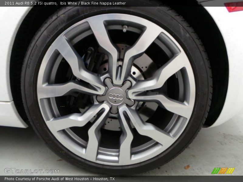 Ibis White / Black Fine Nappa Leather 2011 Audi R8 5.2 FSI quattro