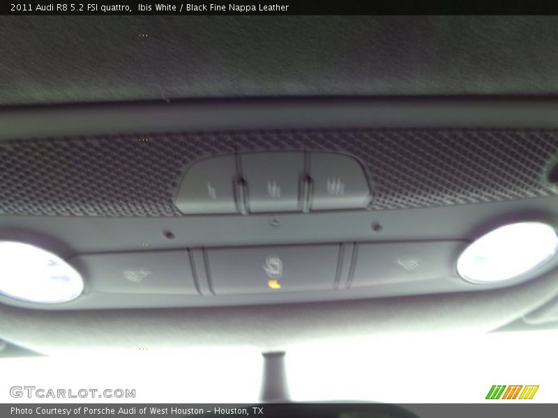 Ibis White / Black Fine Nappa Leather 2011 Audi R8 5.2 FSI quattro