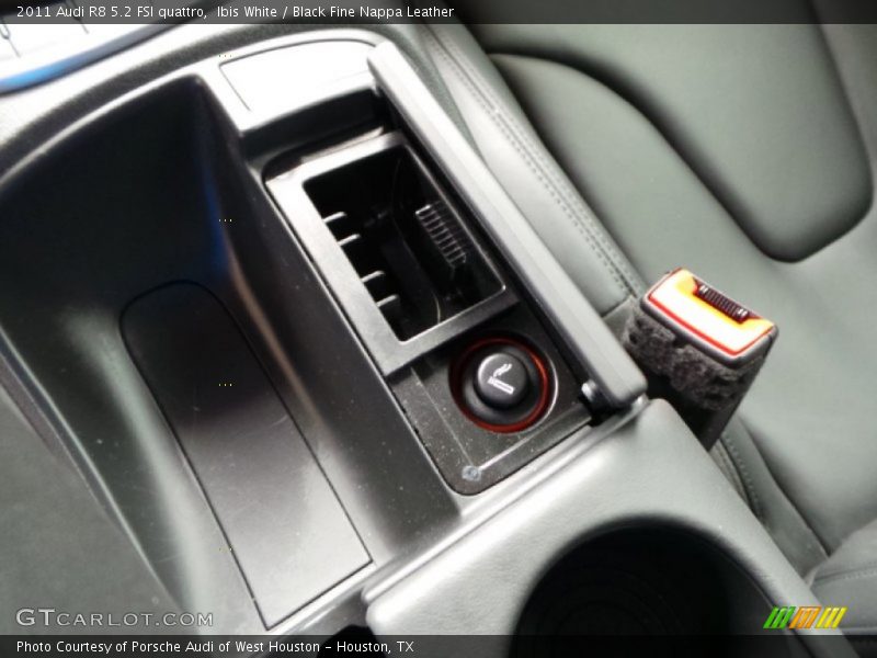 Ibis White / Black Fine Nappa Leather 2011 Audi R8 5.2 FSI quattro
