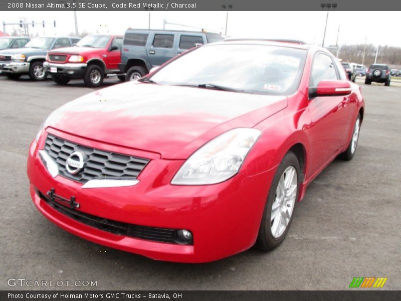Front 3/4 View of 2008 Altima 3.5 SE Coupe