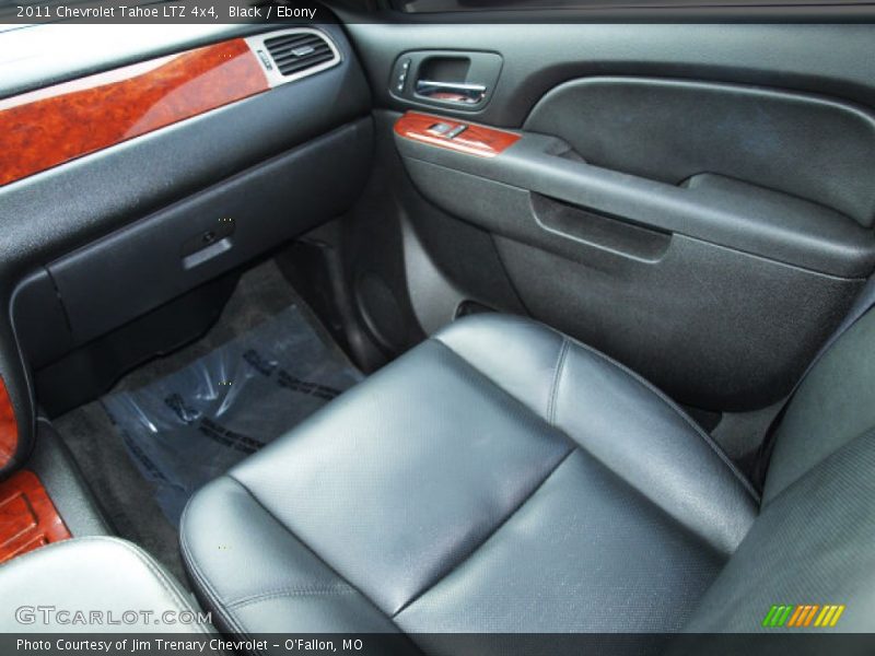 Black / Ebony 2011 Chevrolet Tahoe LTZ 4x4