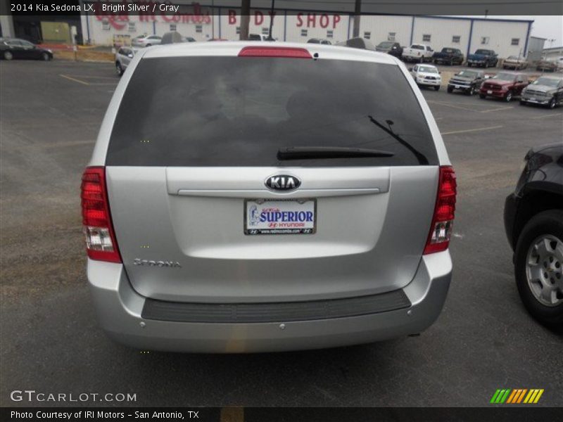 Bright Silver / Gray 2014 Kia Sedona LX