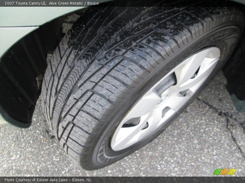 Aloe Green Metallic / Bisque 2007 Toyota Camry LE