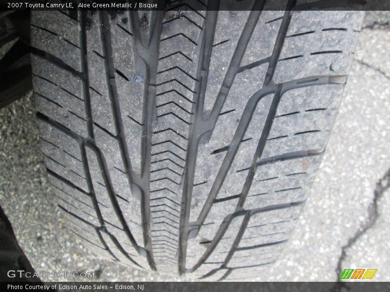 Aloe Green Metallic / Bisque 2007 Toyota Camry LE