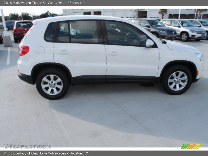 Candy White / Sandstone 2010 Volkswagen Tiguan S
