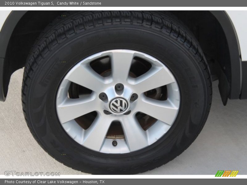 Candy White / Sandstone 2010 Volkswagen Tiguan S