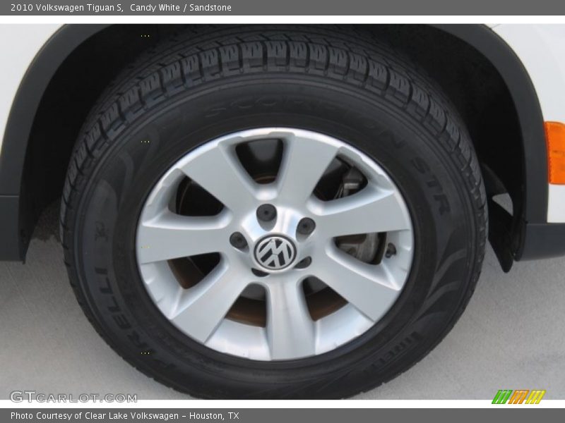 Candy White / Sandstone 2010 Volkswagen Tiguan S