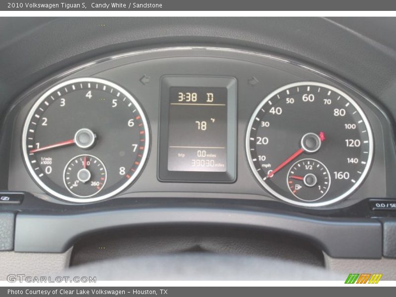 Candy White / Sandstone 2010 Volkswagen Tiguan S