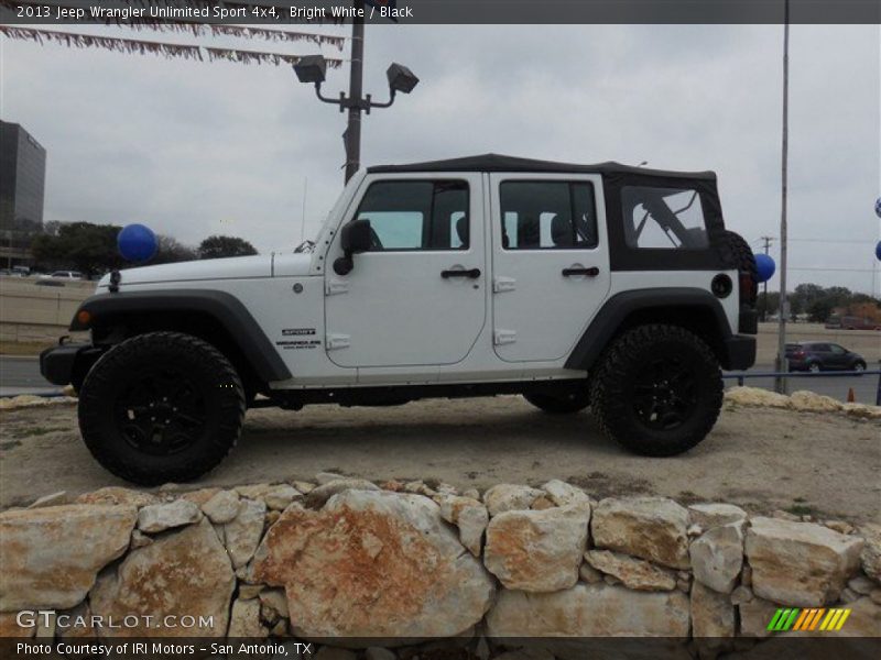 Bright White / Black 2013 Jeep Wrangler Unlimited Sport 4x4