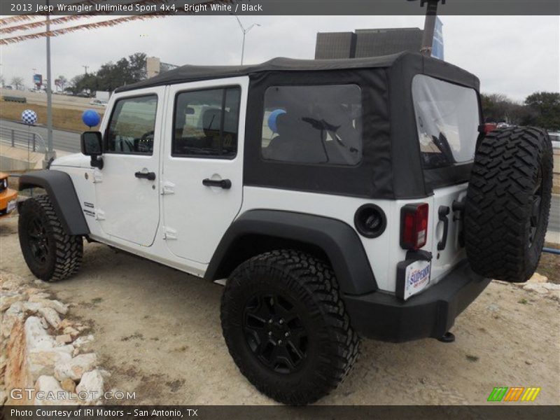 Bright White / Black 2013 Jeep Wrangler Unlimited Sport 4x4