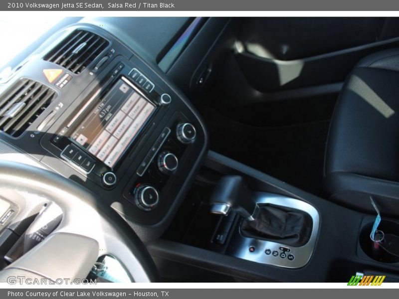 Salsa Red / Titan Black 2010 Volkswagen Jetta SE Sedan