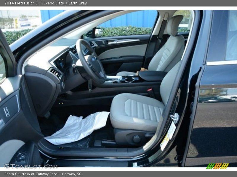 Tuxedo Black / Earth Gray 2014 Ford Fusion S